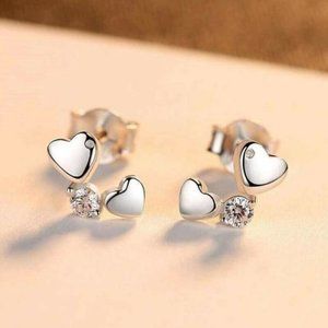 Beautiful 925 Silver Sim. Diamond Studs